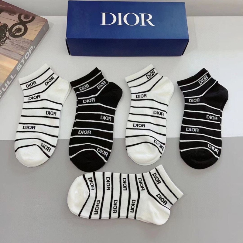 DIOR